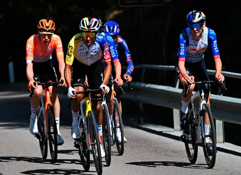 Egan, de 29 años de edad, vuelve a estar adelante del pelotón en Europa. En los Alpes evidencia gran nivel. FOTO INSTAGRAM EGAN 