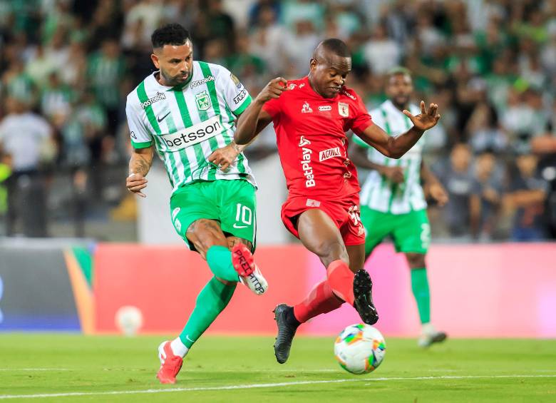 Edwin Cardona, volante de Atlético Nacional que recibe el apoyo del cuerpo técnico tras su discreta presentación en la Copa Libertadores. FOTO CAMILO SUÁREZ