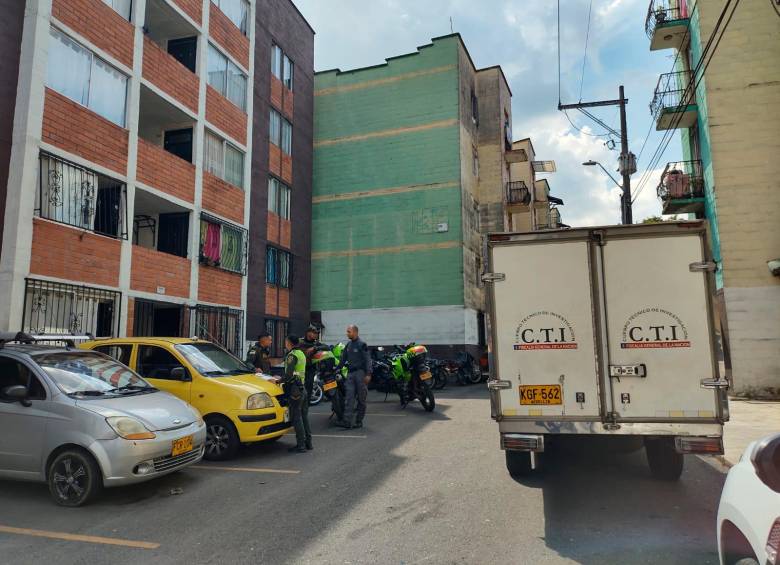 En este conjunto residencial se produjo el asesinato de una mujer, el segundo del año en el Valle de Aburrá. FOTO: JESSICA M. CANO