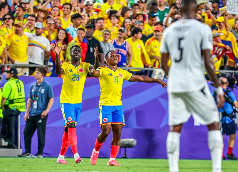 Jhon Arias es una muestra de que el futbolista colombiano sí puede ser un jugador completo, con llegada al área, ida y vuelta y marca. FOTO JUAN ANTONIO SÁNCHEZ