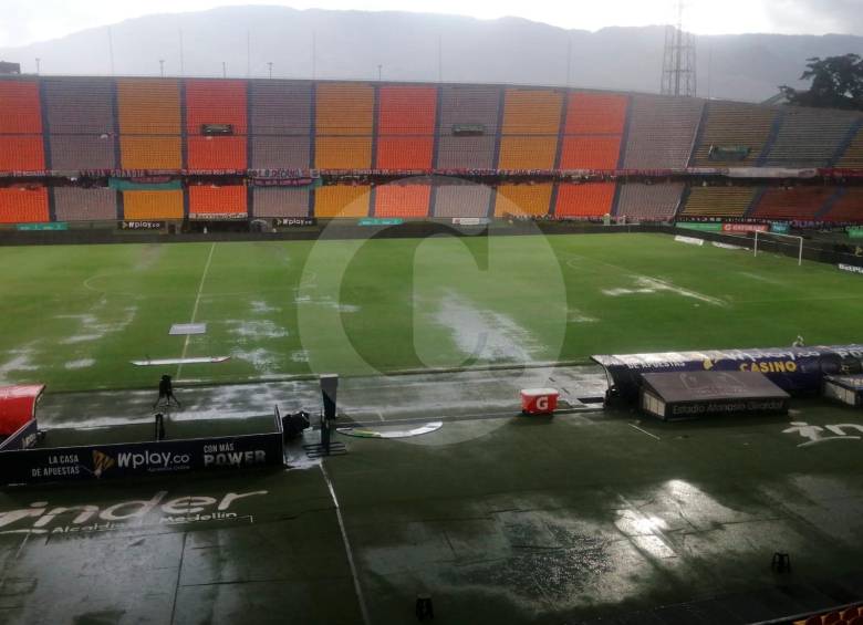 Este es un aspecto del estadio Atanasio Girardot a menos de una hora del juego. FOTO MANUEL SALDARRIAGA