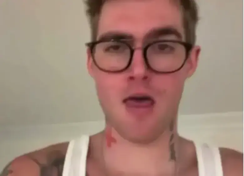 Un video grabado en la noche del sábado 19 de septiembre muestra a Presley Gerber recorriendo las instalaciones del centro de rehabilitación Resolutions Living. FOTO video de Page Six