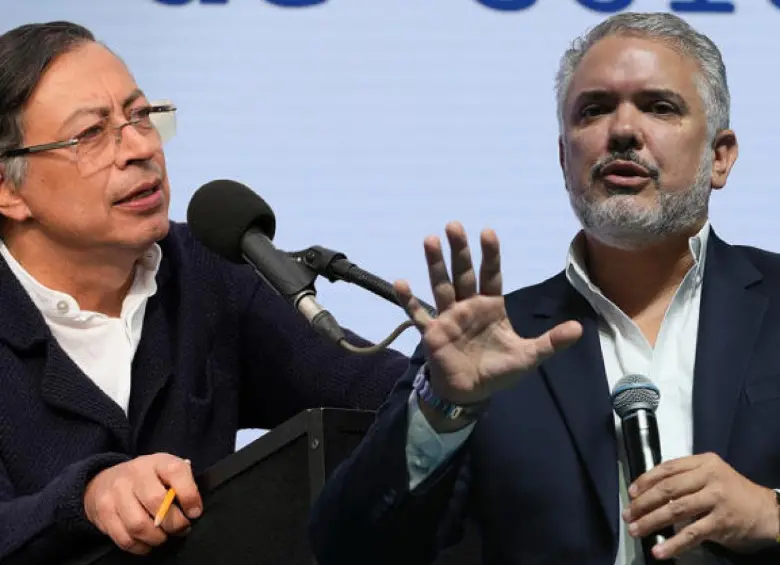 El presidente Petro y el expresidente Duque se enfrentaron en redes sociales por la deuda de Colombia con el FMI. FOTO: Colprensa y Presidencia.
