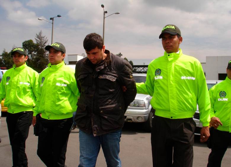Carlos García Morales, alias “el Matador”, cuando fue capturado en 2011 en Medellín. FOTO: ARCHIVO.