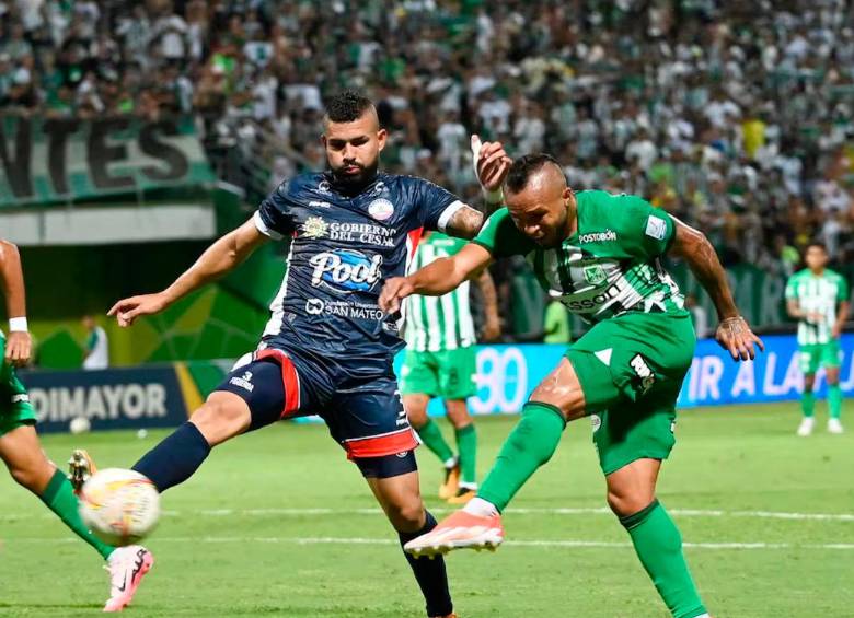 Andrés Sarmiento fue el hombre que abrió el marcador en Valledupar cuando solo iban cinco minutos de juego. Es otro de los futbolistas que ha mejorado su nivel con la llegada de Lucas González. FOTO cortesía el pilón