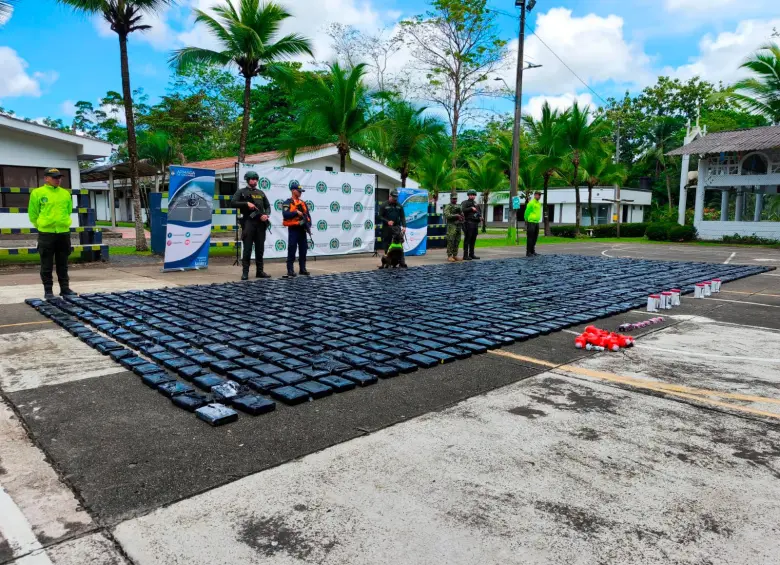 Cae contenedor contaminado en Urabá con 1.300 kilos de clorhidrato de cocaína