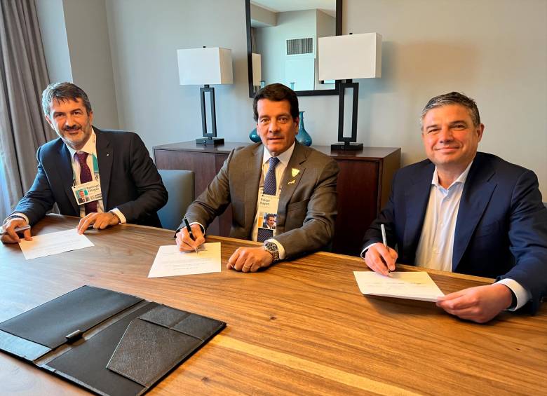 El memorando de entendimiento se firmó con la presencia de líderes de las empresas participantes, durante el CeraWeek, conferencia anual sobre energía que se desarrolla en Houston, Texas. Foto: Cortesía