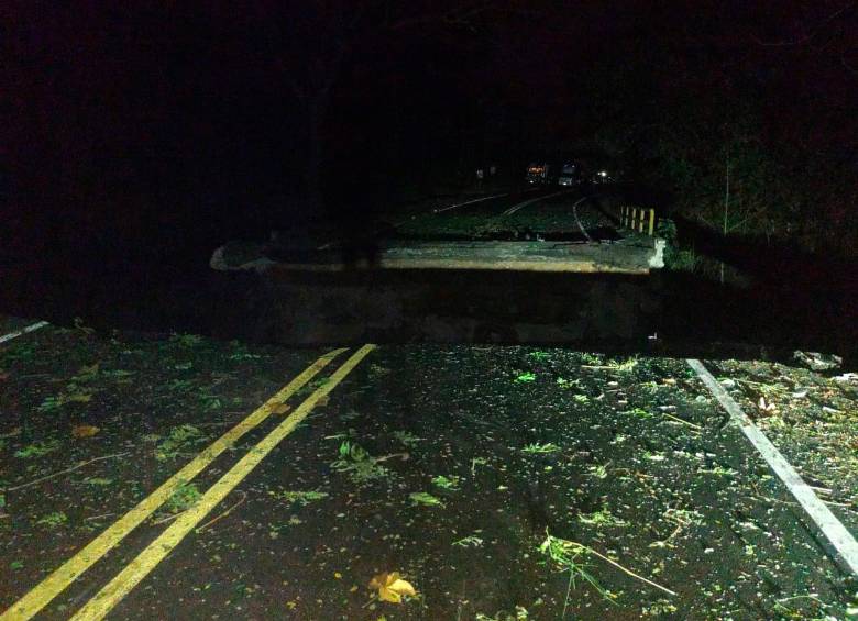 La explosión tuvo lugar a las 4:00 a.m. de este miércoles. FOTO: TOMADA DE TWITTER @EXTRANOTICIASCO.