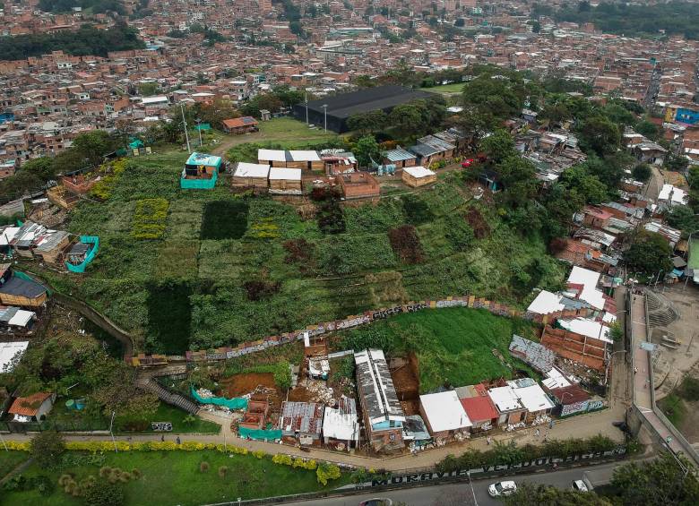 A pesar de un esfuerzo de más de tres décadas, Medellín aún no logra consolidar el territorio de Moravia. FOTO CAMILO SUÁREZ