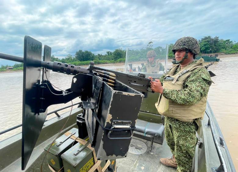 Las Fuerzas Militares enviaron 200 uniformados de refuerzo al sur del Chocó. FOTO: CORTESÍA DE FUERZAS MILITARES.
