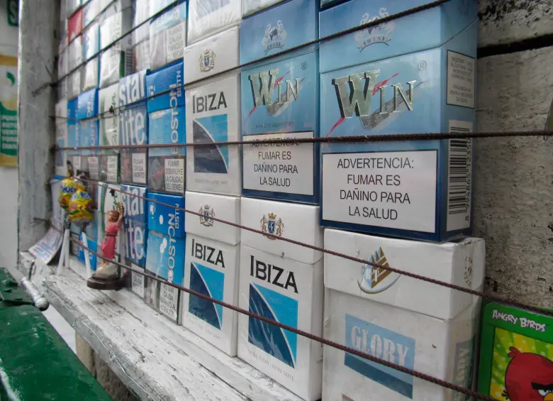 En 2024 la incidencia de cigarrillos ilegales subió al 43%, frente al 40% del 2023. FOTO: EL COLOMBIANO
