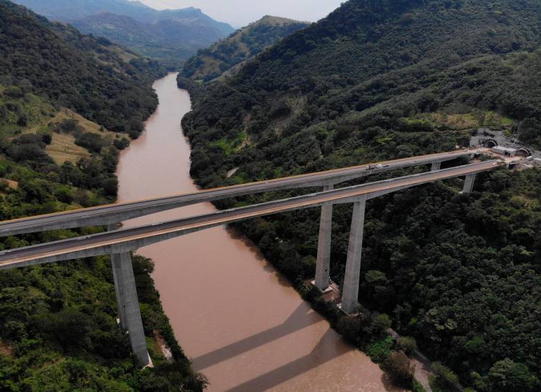 Puentes sobre el río Cauca. Foto: Concesión