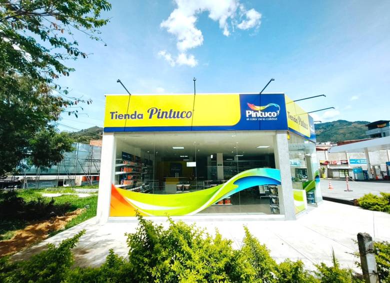 Pintuco, a través de sus tiendas, proyecta duplicar su red de puntos de venta y llegar a 450 tiendas para 2028. FOTO: Cortesía.