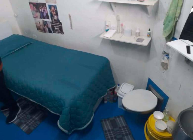 Fotos | Así es la celda en la que vive Jhonier Leal, presunto asesino del estilista Mauricio Leal