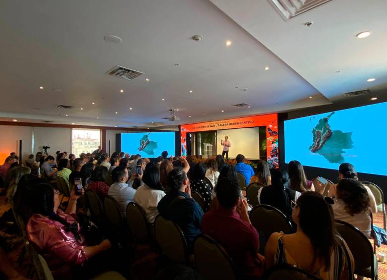 “Cali lidera la conversación de Turismo de Naturaleza Regenerativo a nivel nacional”, señaló Mabel Lara, secretaria de Turismo de Cali, en la primera jornada del foro. FOTO Cortesía USAID