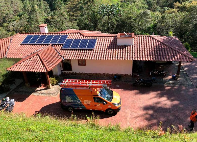  Las energías renovables generan ahorros en los hogares y ayudan a disminuir la huella de carbono. FOTO CORTESÍA.