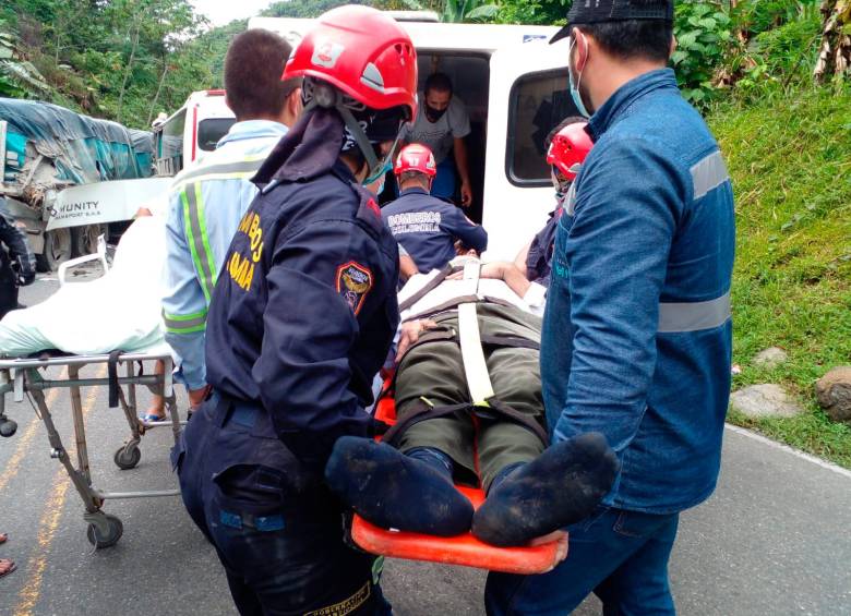 Accidente en la autopista Medellín - Bogotá dejó 24 heridos 
