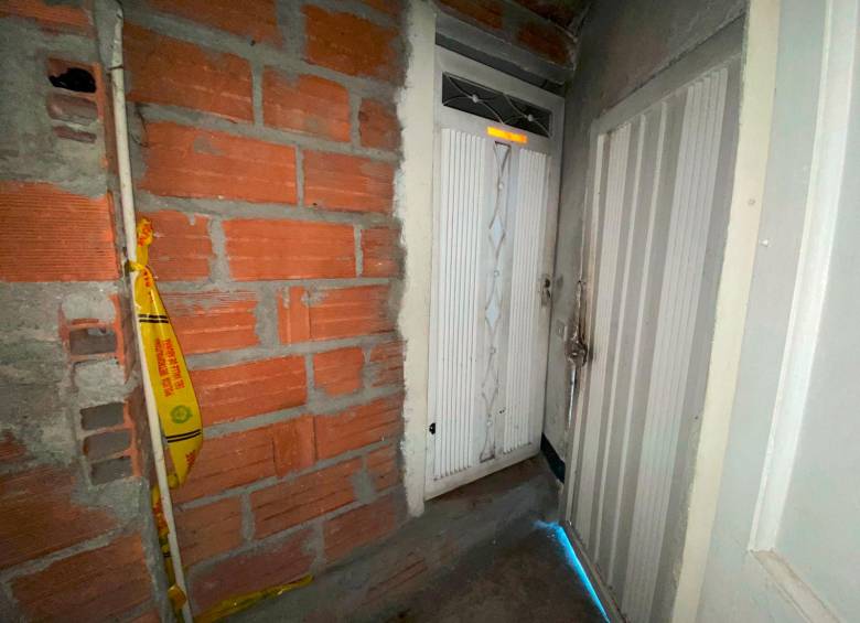Dentro de esta vivienda del barrio Doce de Octubre ocurrió el homicidio más reciente de un adulto mayor en Medellín. FOTO: ANDRÉS FELIPE OSORIO GARCÍA