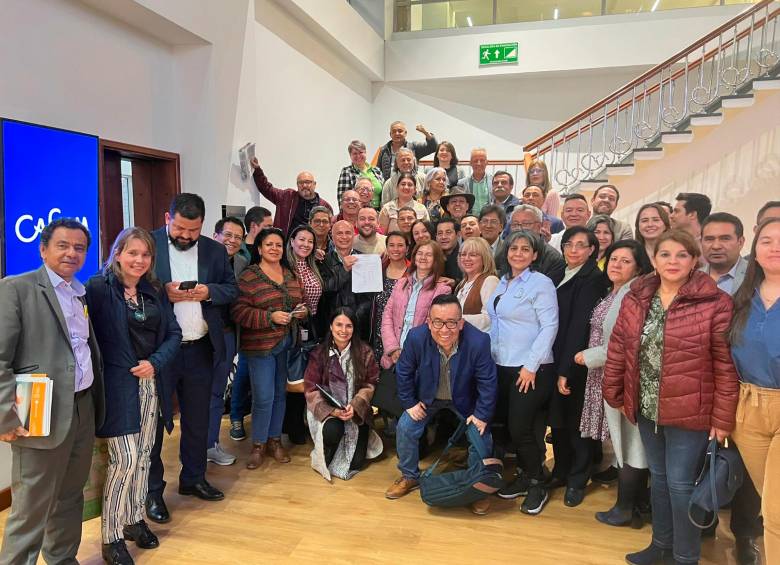 El acuerdo se alcanzó entre delegados del gobierno y de las centrales de trabajadores del sector público. FOTO CORTESÍA