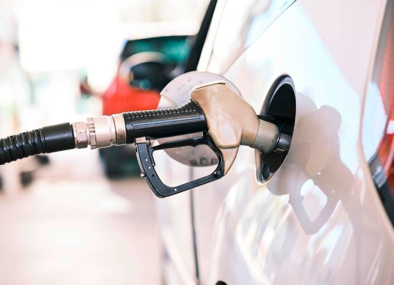 Conductores en Estados Unidos podrían enfrentar alzas en los precios de la gasolina desde la próxima semana, en medio del repunte del petróleo tras los ataques a Irán. FOTO PIXABAY. 
