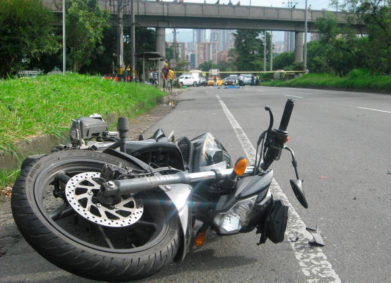 Los motociclistas lideran las cifras de muertos y de lesionados en las vías, según la Secretaría de Movilidad. FOTO JAIME PÉREZ