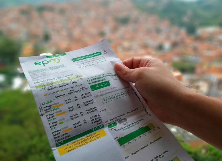 La promesa de bajar el valor de las tarifas de los servicios públicos fue uno de los debates más álgidos de la contienda electoral por la Alcaldía de Medellín en 2019. FOTO ARCHIVO EC