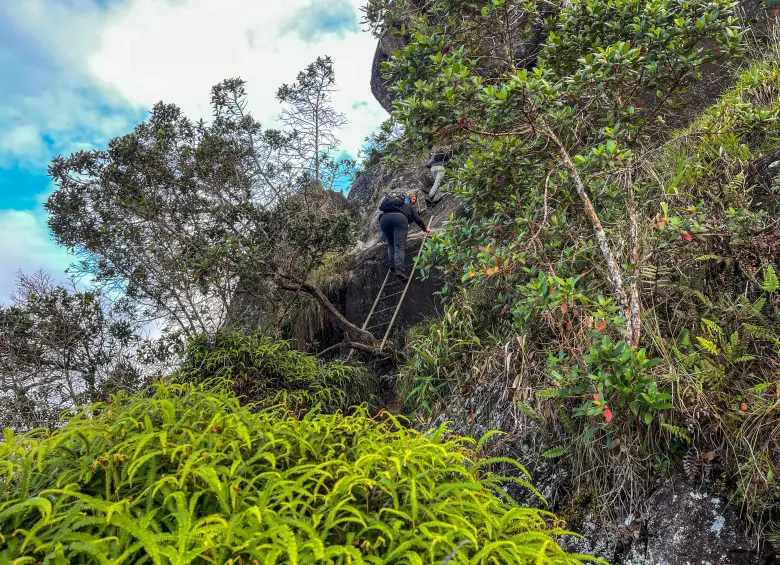 Bajando Piedra Tabor. Foto: Cristina Rodríguez. 