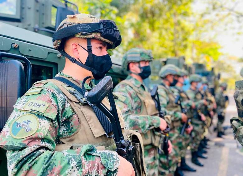 El Ejército ya hace presencia en las zonas froterizas con Venezuela. FOTO COLPRENSA
