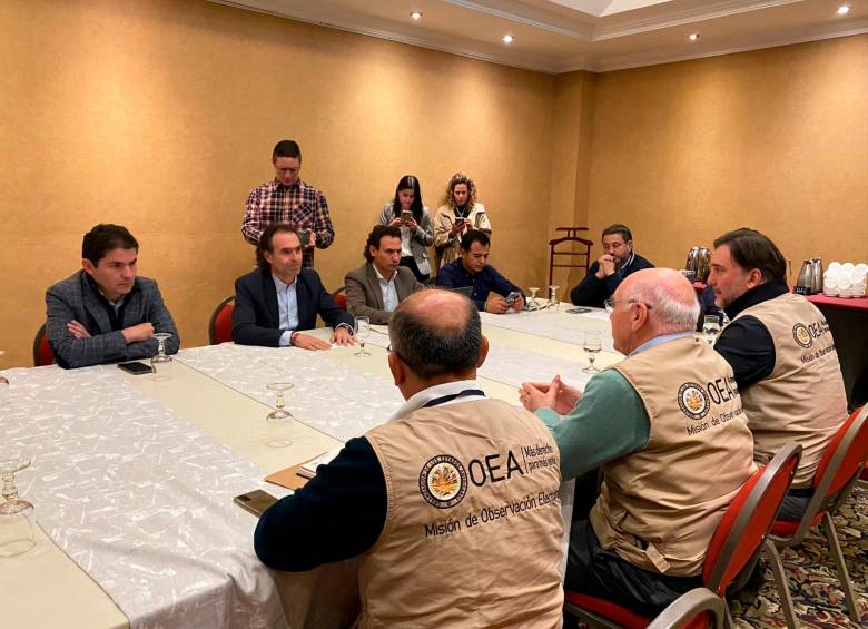 La Misión de la OEA también se ha reunido con Enrique Gómez y Sergio Fajardo. FOTO CORTESÍA OEA