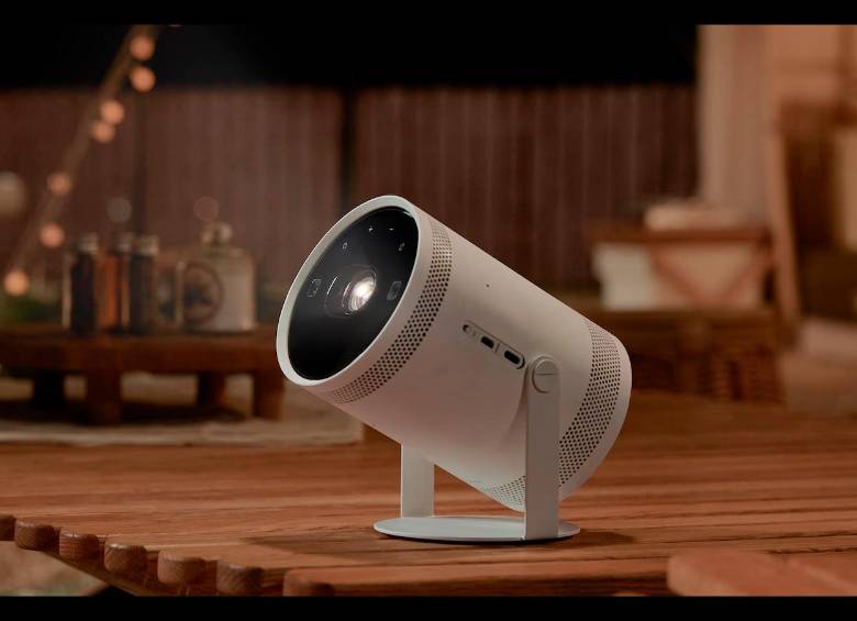 Uno de los proyectores que puede conseguirse es el Samsung The Freestyle 2. FOTO: Cortesía Samsung