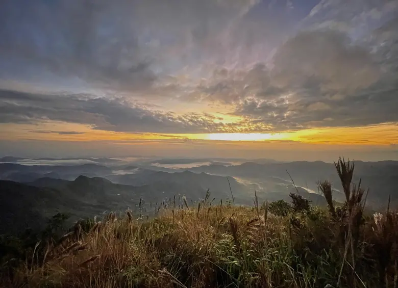 Amanecer en Piedra Tabor. Foto: Cristina Rodríguez. 