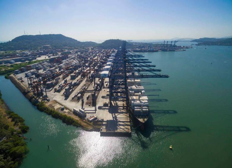 En los puertos de Puerto de Balboa y Puerto de Cristóbal se movilizaron más de 3,88 millones de TEUs en el último año, cerca del 40% de la carga contenedorizada de Panamá. FOTO AUTORIDAD MARÍTIMA DE PANAMÁ