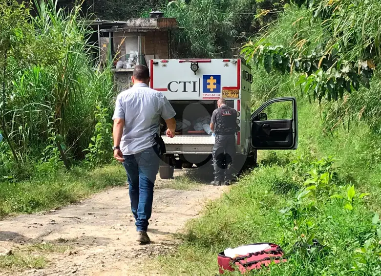 Los reportes preliminares indican que los restos mortales corresponden a los de dos hombres. FOTO: Laura Rosa Jiménez