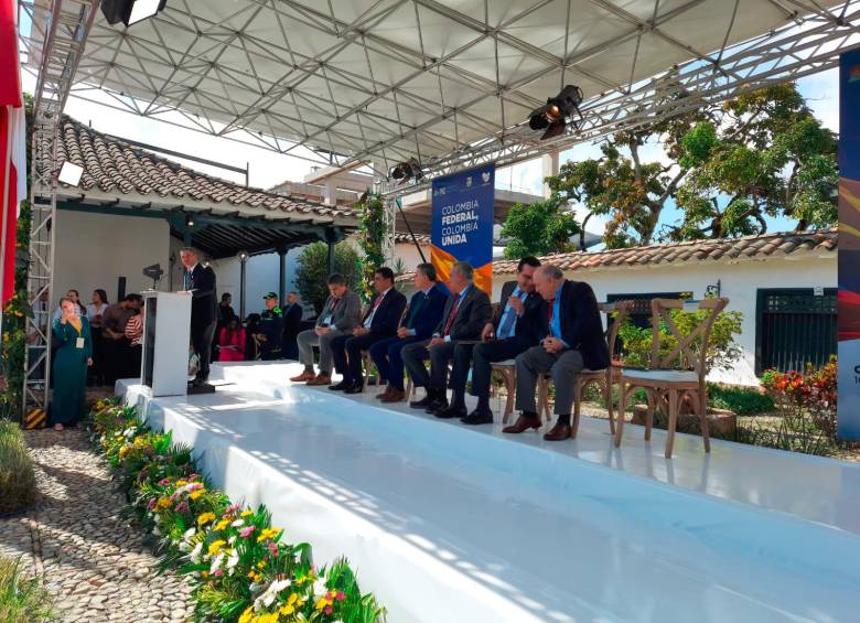 Foro Colombia Federal que tiene lugar en Rionegro. FOTO: EL COLOMBIANO