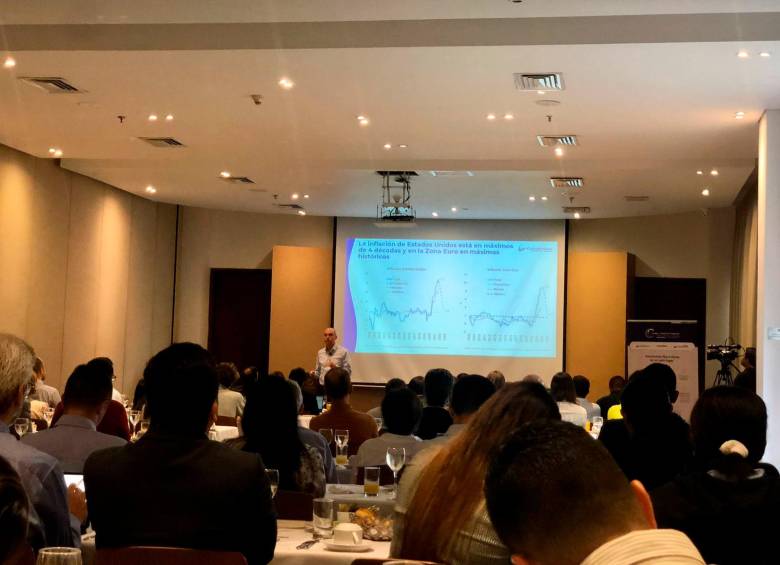 Corficolombiana presentó en Medellín sus proyecciones económicas para final de 2022 y comienzos de 2023. FOTO cortesía