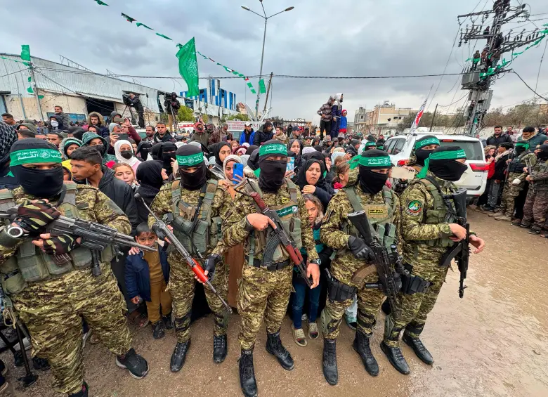 El ejército israelí le ha hecho duros golpes y continúa persiguiendo a los miembros y combatientes del movimiento terrorista palestino que tomó el poder en Gaza en 2007. FOTO: Getty