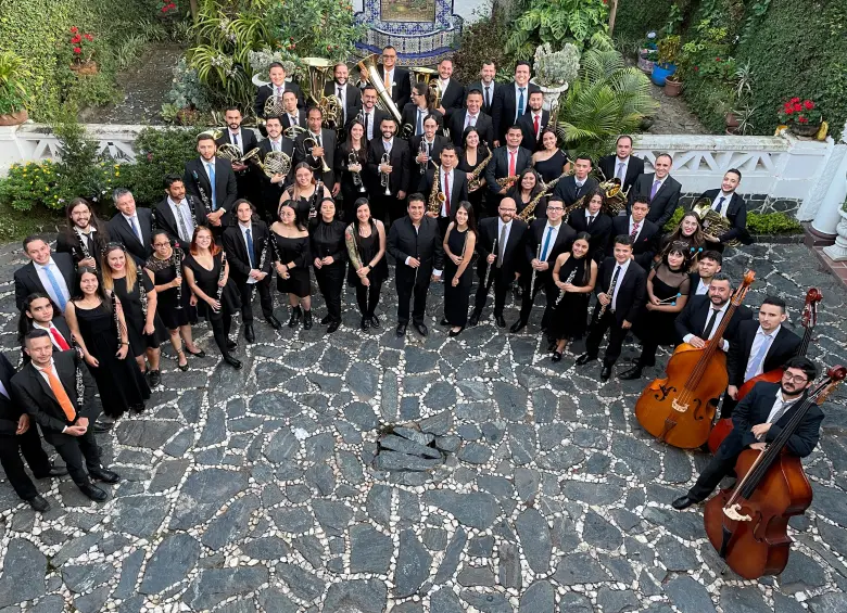 Aunque hay músicos de carrerra, la banda también tiene profesionales de otras áreas que se interesaron por la música. La mayoría de los músicos vive o nació en el municipio del sur del Valle de Aburrá. FOTO cortesía.