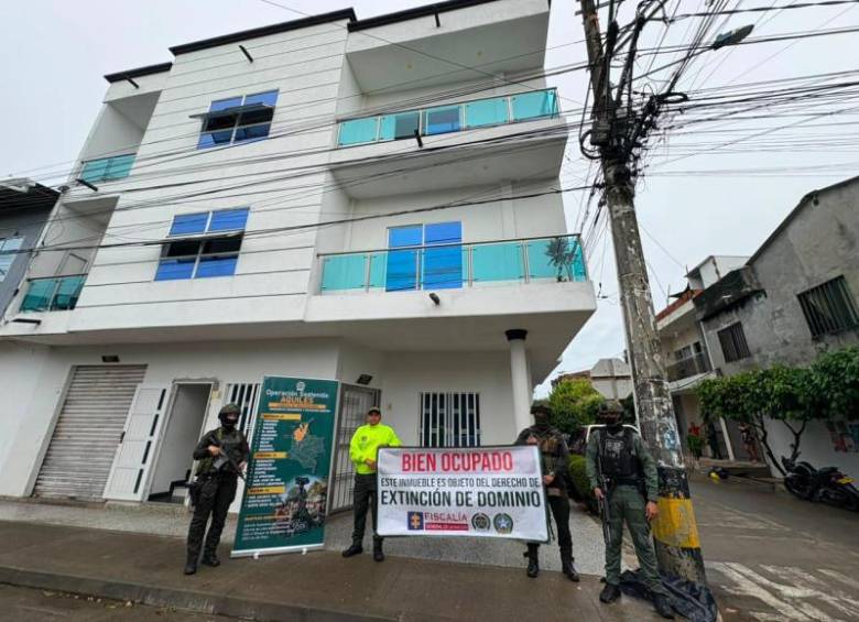 Los bienes pertenecerían a un jefe financiero de la estructura criminal Uldar Cardona Rueda, quien los habría adquirido s utilizando recursos provenientes del narcotráfico y la extorsión con el propósito de ocultar el origen ilícito de dichas rentas. Foto: Cortesía