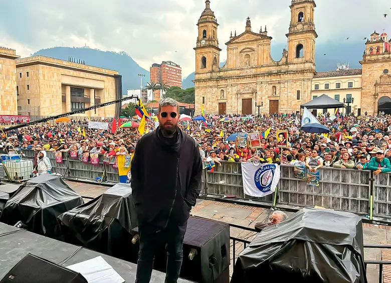 Rincón admite ser petrista y dice que con el proyecto político del presidente va “hasta el final”. Reconoce también que es agresivo y que ha contribuido a la polarización política. FOTO instagram/levy.rincon