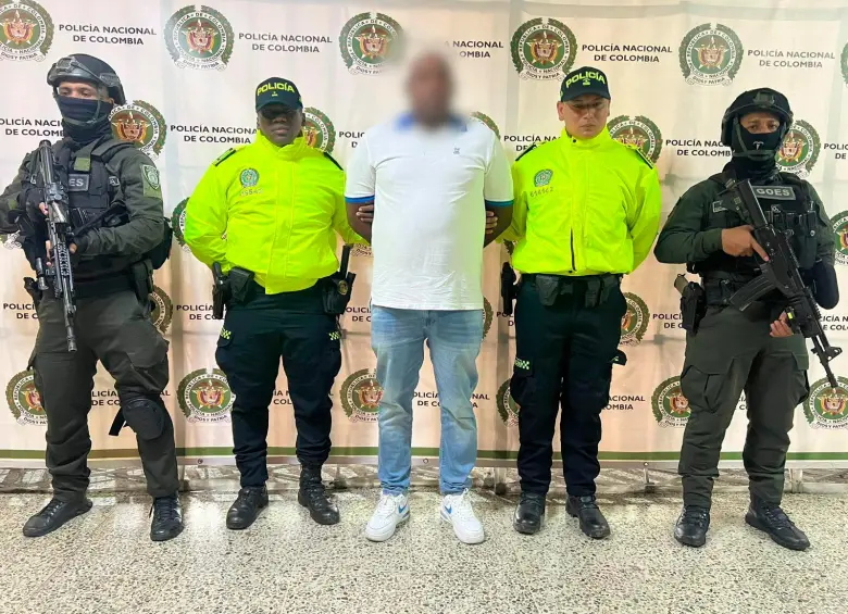 Alias Firu sería quien hacía las cartas de navegación y trazaba las rutas marítimas para el envío de drogas. FOTO POLICÍA