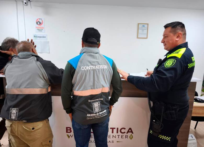 A la IPS la señalan de pedir documentos e información sensible; luego recibían mensajes de entidades bancarias hablando de solicitudes de crédito. FOTO: TOMADA DE X
