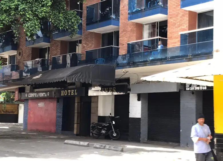 Dentro de este hotel, en el centro de Medellín, ocurrió el caso del maltrato contra el menor de edad, así como la captura de los dos señalados responsables de estos hechos. FOTO: LAURA ROSA JIMÉNEZ VALENCIA