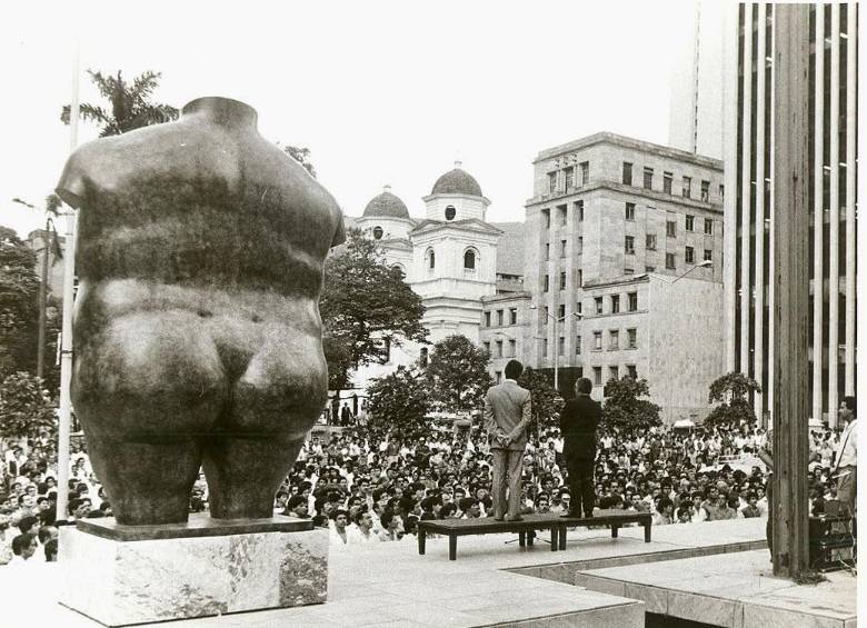 Acto protocolario en el que se realizó la entrega de la obra a la ciudad. FOTO: Archivo.
