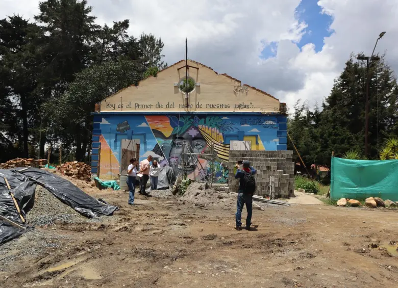 Otra imagen de cómo luce la Casa Inalámbrica por fuera. FOTO Cortesía Édgar Restrepo Gómez. 