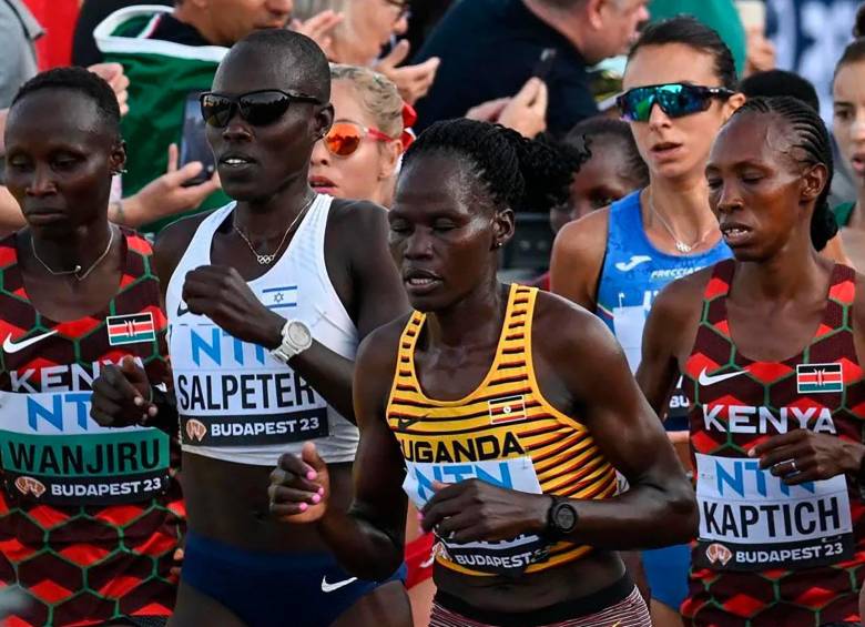 Rebecca Cheptegei quedó en la 44ª plaza tras su debut en el maratón olímpico de los Juegos de París-2024. FOTO: AFP