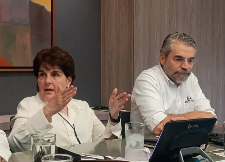 Lina María Vélez, presidenta de la Cámara de Comercio de Medellín para Antioquia, destacó la capacidad de los empresarios para mantenerse activos pese al complejo escenario económico. FOTO EL COLOMBIANO