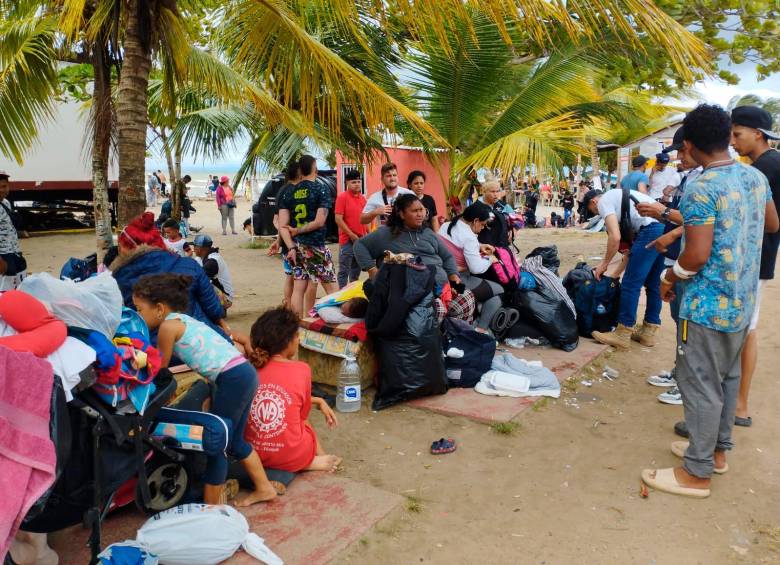 En las playas de la localidad, específicamente, se cuentan más de 3.000 migrantes represados. FOTO: Cortesía 