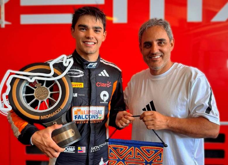 Sebas y Juan Pablo. El hijo también deja huella en el automovilismo como su padre. FOTO CORTESÍA FCC