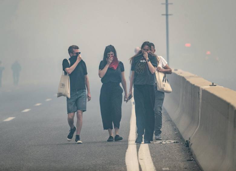 El humo de los incendios provocaba síntomas muy graves en personas con asma. FOTO Getty