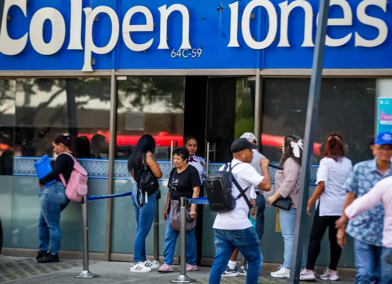El traslado de recursos de los fondos privados a Colpensiones sigue generando dudas entre analistas del sistema pensional. FOTO Julio César Herrera